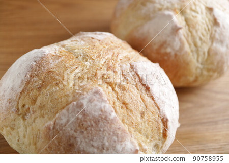 Rice flour bread Bread taken in close-up 90758955