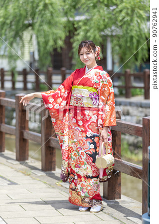 A woman in kimono shape A woman in kimono shape 90762941