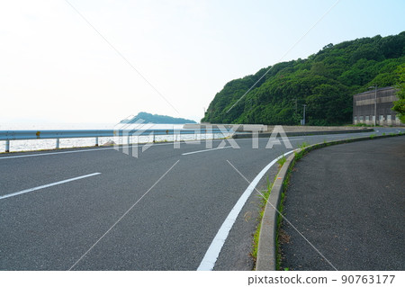 岡山縣笠岡市，笠岡群島唯一一條在笠岡群島最大島嶼北木島行駛的縣道 90763177