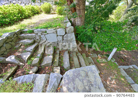 Stone wall and view of Wakasa Obama Castle Stone wall and view of Wakasa Obama Castle 90764483