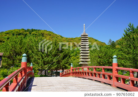 Kisen Bridge and 13-storied Stone Pagoda in Kyoto, Uji, and Uji Park Kisen Bridge and 13-storied Stone Pagoda in Kyoto, Uji, and Uji Park 90765002