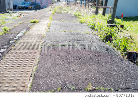 [Takehana Line] Home traces remaining in the city 90771312