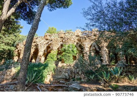 奎爾公園的石柱 90773746