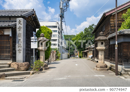Midori-ku, Nagoya City Former Tokaido Arimatsu alley leading from Arimatsu townscape to Arimatsu Tenmansha 90774947