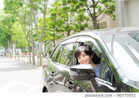 駕駛女性汽車汽車 90775052