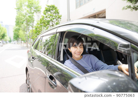 駕駛女性汽車汽車 90775063