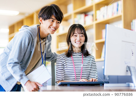 Engineer men and women 90776886