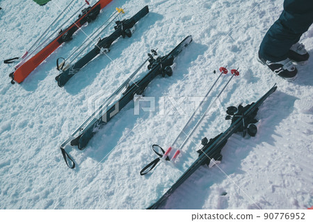 雪坡 滑雪 積雪 90776952