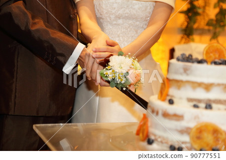 Wedding reception ceremony, bride and groom's cake sword Wedding reception ceremony, bride and groom's cake sword 90777551