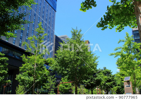大阪禦堂筋本町到心齋橋城市景觀 90777965