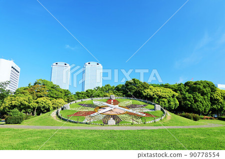 Chiba Makuhari Beach Park Flower Clock 90778554
