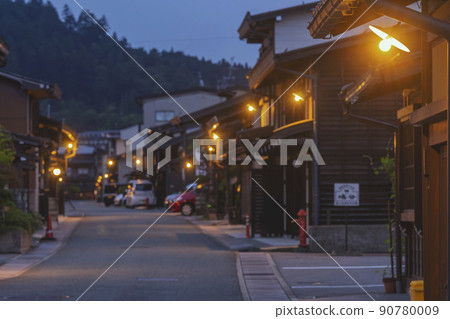 210816 Old townscape g013 90780009