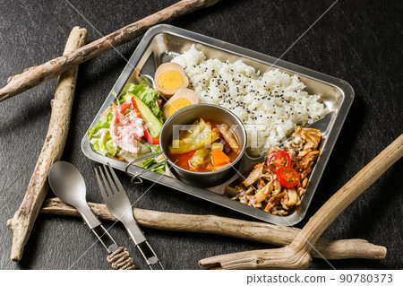 土耳其菜Kebab便當盒 土耳其菜Kebab便當盒照片 90780373