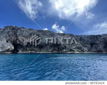 Near Miyakojima diving point No15 90781624