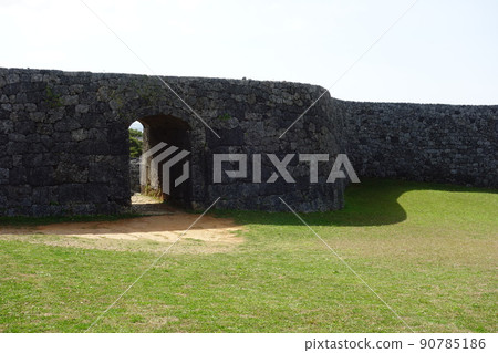 World Heritage Zakimi Castle (Yomitan Village, Okinawa Prefecture) 90785186