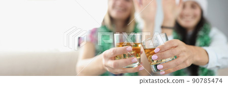 Best friends do clink with glasses filled with champagne Best friends do clink with glasses filled with champagne 90785474