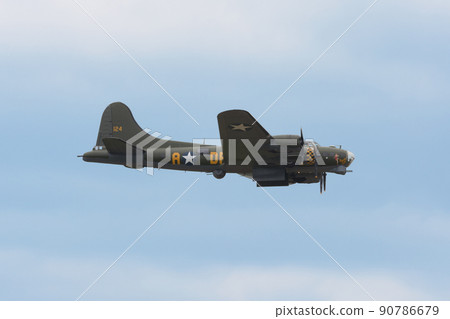 U.S. Army Boeing B-17G bomber U.S. Army Boeing B-17G bomber 90786679