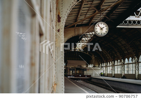 Exterior of the Vitebsky railway station. Vintage clock at the main platform 90786757