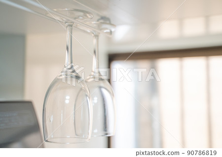 酒杯刻字背景素材 酒杯刻字背景素材 90786819