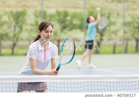 網球發球圖片 90789317