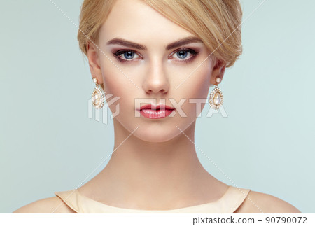 Portrait of beautiful sensual woman with elegant hairstyle Portrait of beautiful sensual woman with elegant hairstyle 90790072