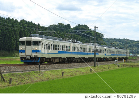 Hokuriku Main Line Ushinoya-Daishoji JR West 413 series B02 + B06 organization (Kanazawa) 90791299