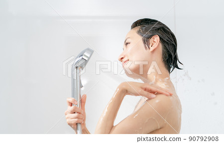 Bath shower shampoo 90792908