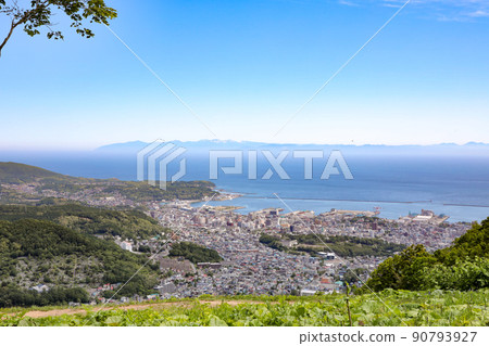 山頂, 都市風景, 旅遊勝地, 山, 自然, 天狗山, 小樽, 自然, 景觀, 綠色, 藍天, 登山, 遠足, 戶外, 觀光 山頂, 都市風景, 旅遊勝地, 山, 自然, 天狗山, 小樽, 自然, 景觀, 綠色, 藍天, 登山, 遠足, 戶外, 觀光 90793927