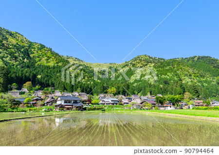 Miyama-cho, Nantan City, Kyoto Prefecture, Japan's original scenery, sunny Miyama Kayabuki no Sato Miyama-cho, Nantan City, Kyoto Prefecture, Japan's original scenery, sunny Miyama Kayabuki no Sato 90794464