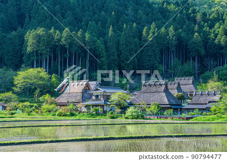 京都府南丹市美山町，日本的原始風景，美山茅吹之裡 90794477