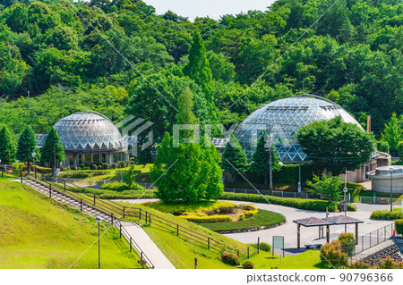 Kuragaike Park, a landscape full of greenery <Toyota City, Aichi Prefecture> 90796366