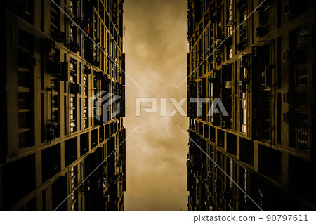 Huge apartment house in Hong Kong 90797611