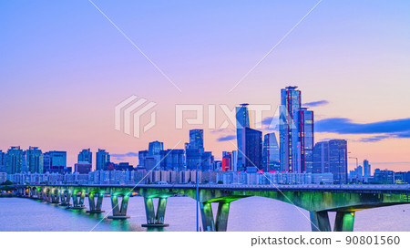 Yeouido skyscrapers landscape and Wonhyo Bridge taken in Seoul, South Korea at sunset time Yeouido skyscrapers landscape and Wonhyo Bridge taken in Seoul, South Korea at sunset time 90801560