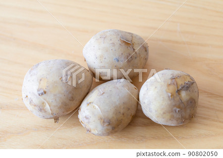 New potato New potato 90802050