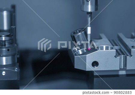 The touching probe measuring the sample CNC machine. The touching probe measuring the sample CNC machine. 90802883