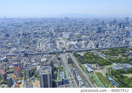 Osaka cityscape from Tennoji to Shin-Imamiya station 90807912