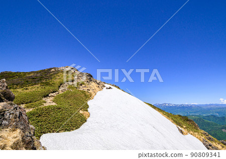 (群馬縣)雪季谷川山和衝野耳朵 (群馬縣)雪季谷川山和衝野耳朵 90809341