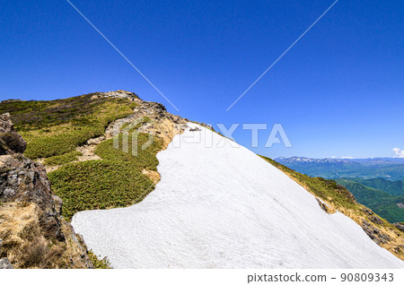 (群馬縣)雪季谷川山和衝野耳朵 (群馬縣)雪季谷川山和衝野耳朵 90809343