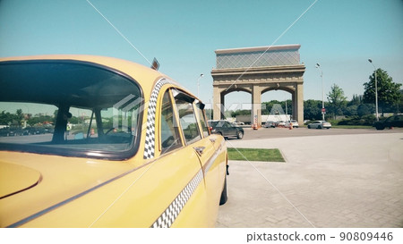 Retro taxi car, rear view 90809446
