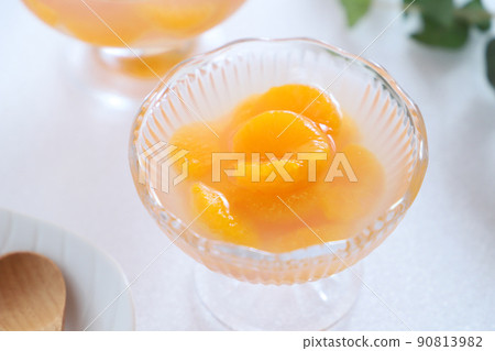 Mandarin orange jelly 90813982