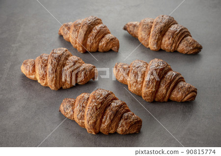 Croissant  90815774