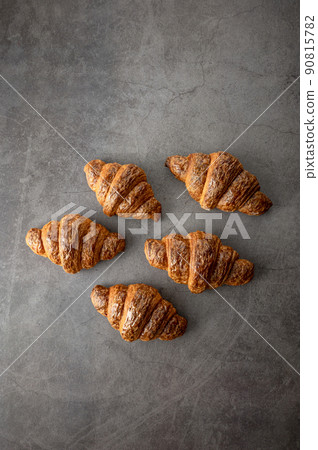 新月形麵包 90815782