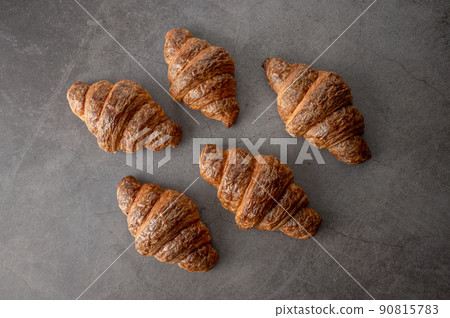 新月形麵包 90815783