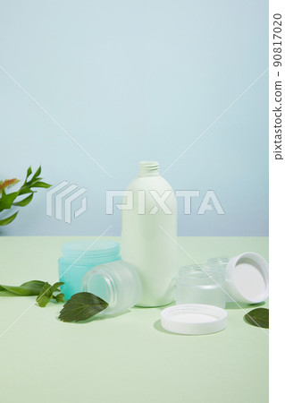 protection of the environment, plastic and leaf photo protection of the environment, plastic and leaf photo 90817020