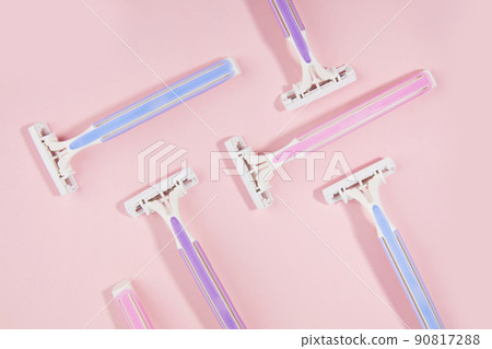 waxing products, razor photo 90817288