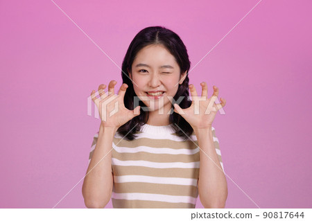 mz generation, wink student photo image 90817644