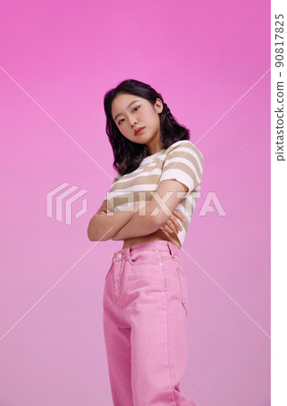 mz generation, a confident pose asian girl student photo image 90817825