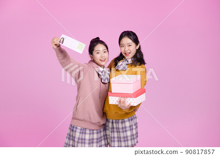 mz generation, asian girl students with gift boxes and examinations 90817857