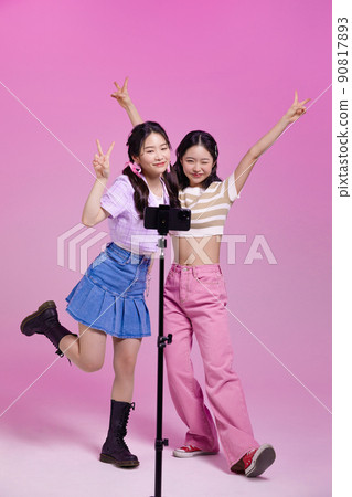 mz generation, asian girl students who shoot short forms photos images 90817893