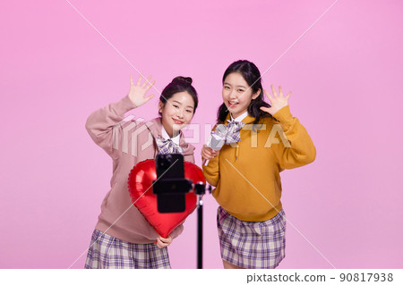 mz generation, asian girl students who shoot short forms photos images 90817938